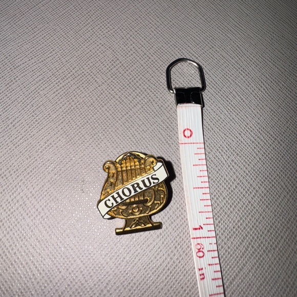 Vintage Chorus (Choir) Pin - Picture 2 of 3